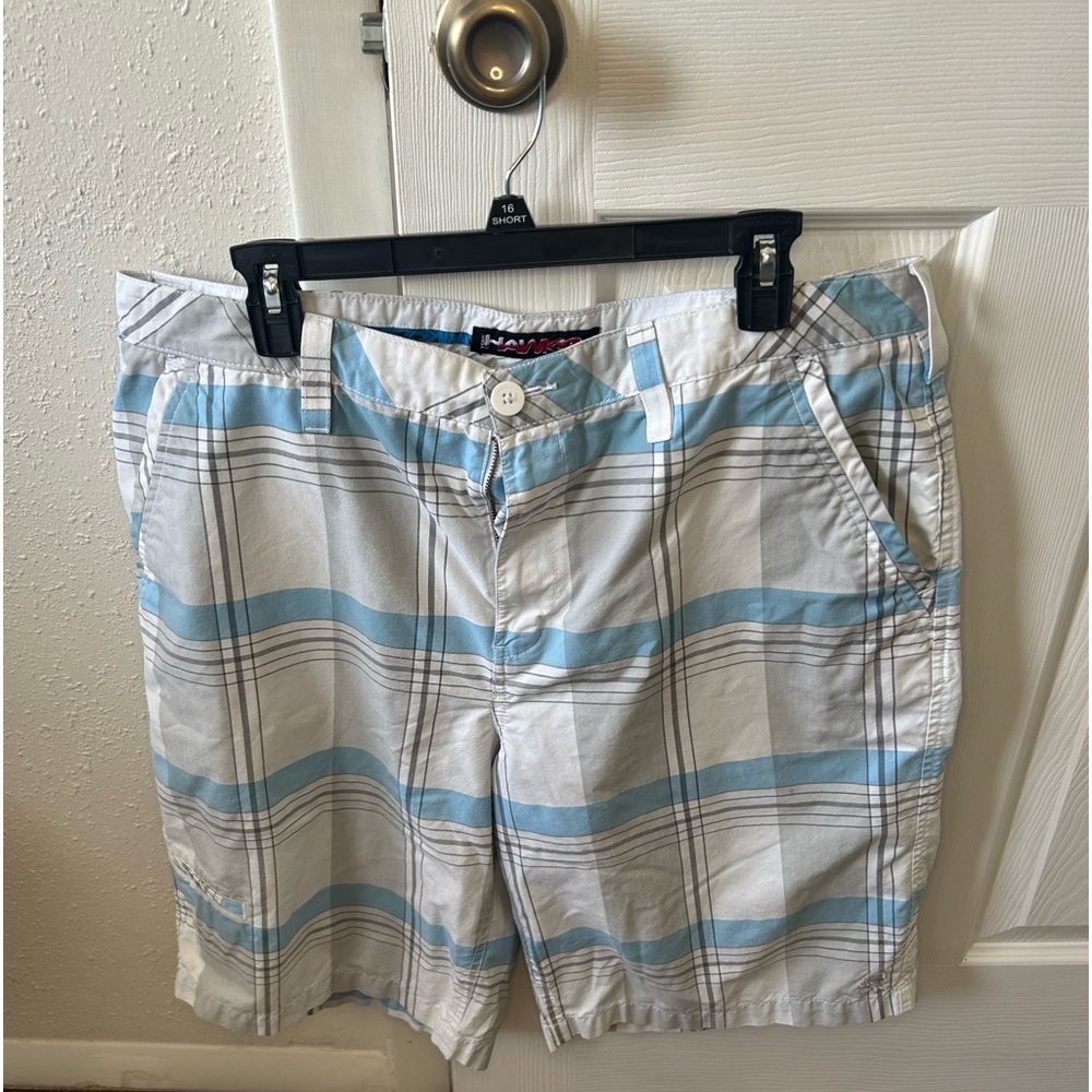 - Tony Hawk size 38 shorts